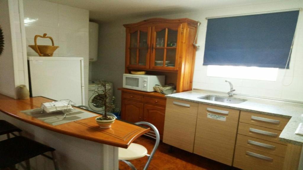 Apartamento Turístico MURALLA DE CÁCERES Esterno foto